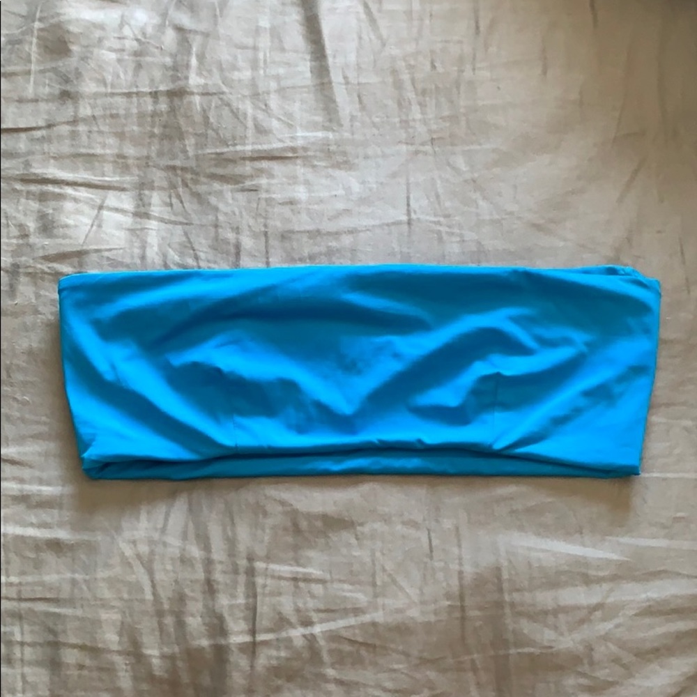 437 bikini